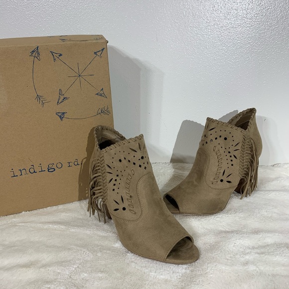 Indigo Shoes - Indigo Rd Suede Taupe Tan Fringe Booties - 9